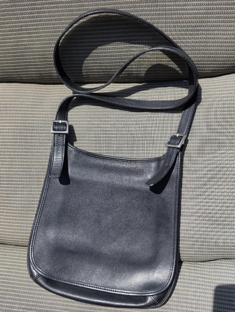 Vintage Coach Slim Legacy Flap Saddle Crossbody Black